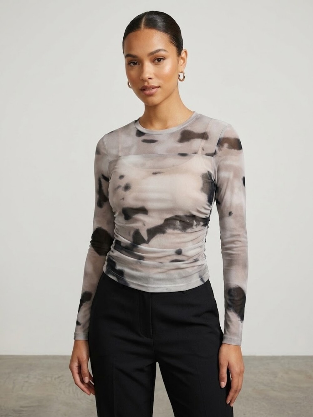 Suzy shier women's top long sleeve sheer sleeve and collarbone 16-20"